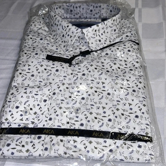 AKA, “also known as “ men shirt ,NWT,slim fit ,WHITE floral print,100 cotton, - Picture 3 of 12